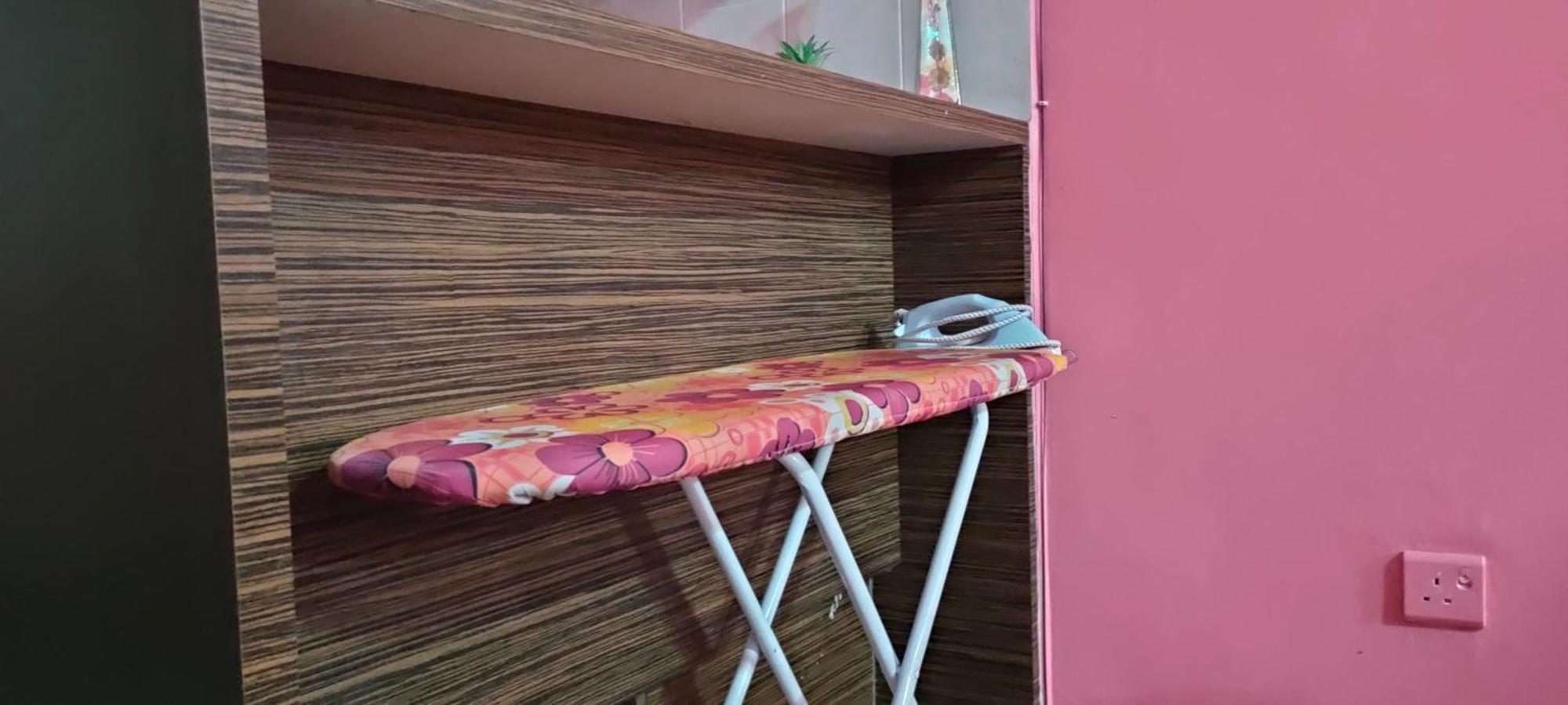Zulaikha'S Homestay Ulu Tiram Johor Bahru Екстер'єр фото