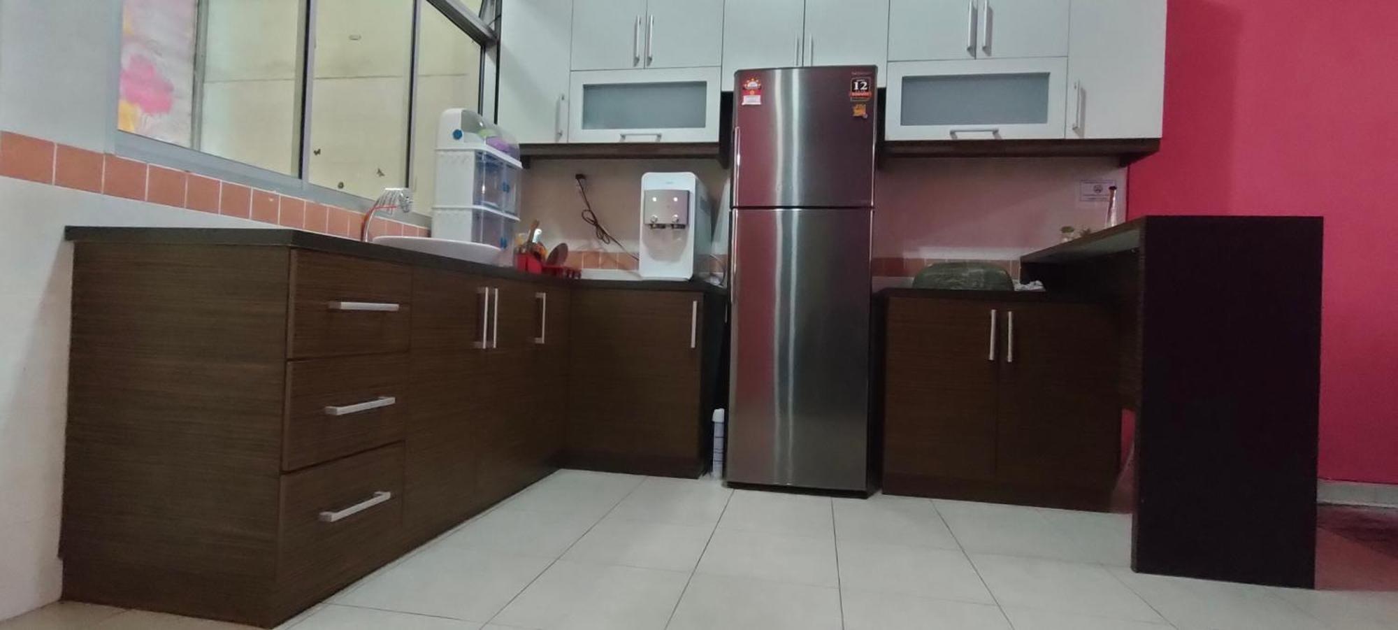 Zulaikha'S Homestay Ulu Tiram Johor Bahru Екстер'єр фото
